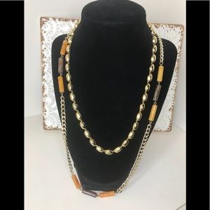 2 gold necklaces
